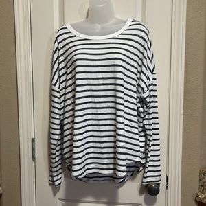 Blue and white stripe long sleeve soft stretchy top size XL
